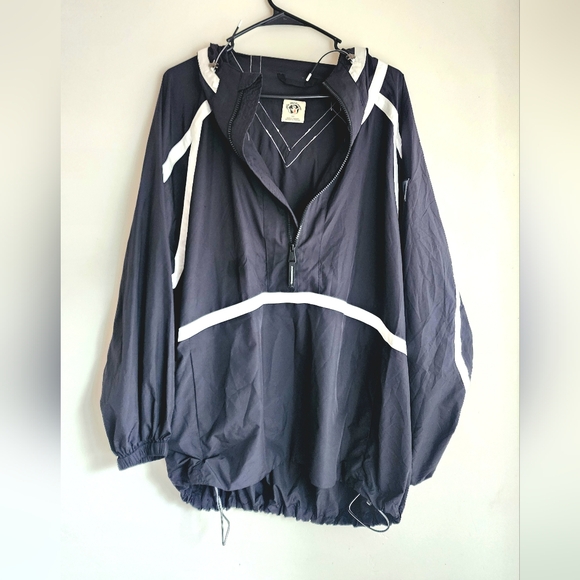 FP Movement Like The Wind Logo Jacket - Picture 3 of 5